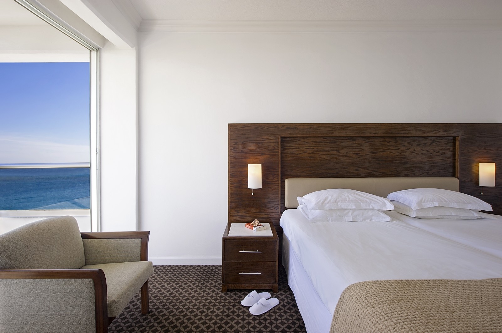 Room image 3 - Štandardná izba s čiastočným výhľadom na more