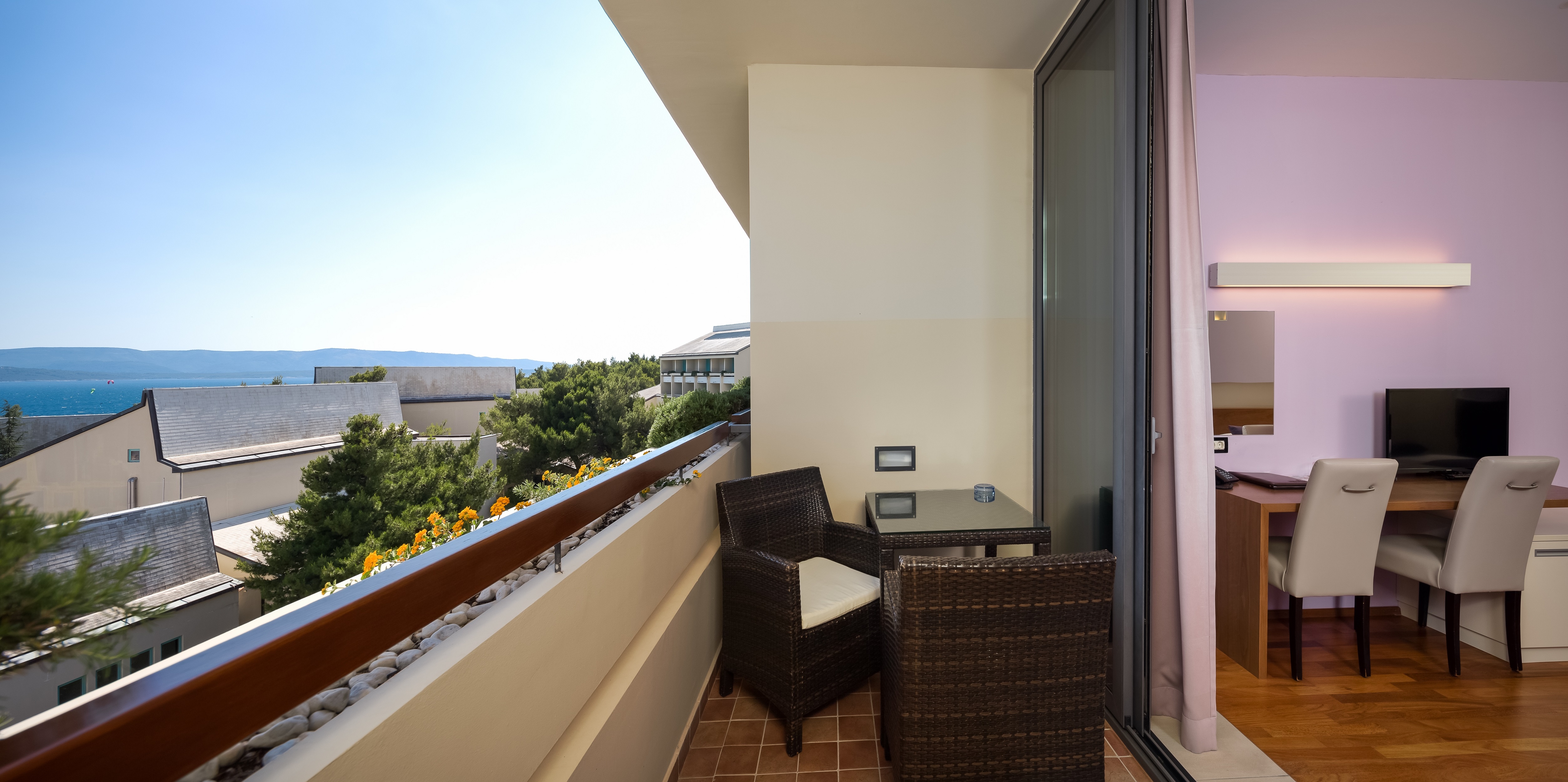 Room image 3 - Junior suite 2+2 (morská strana)