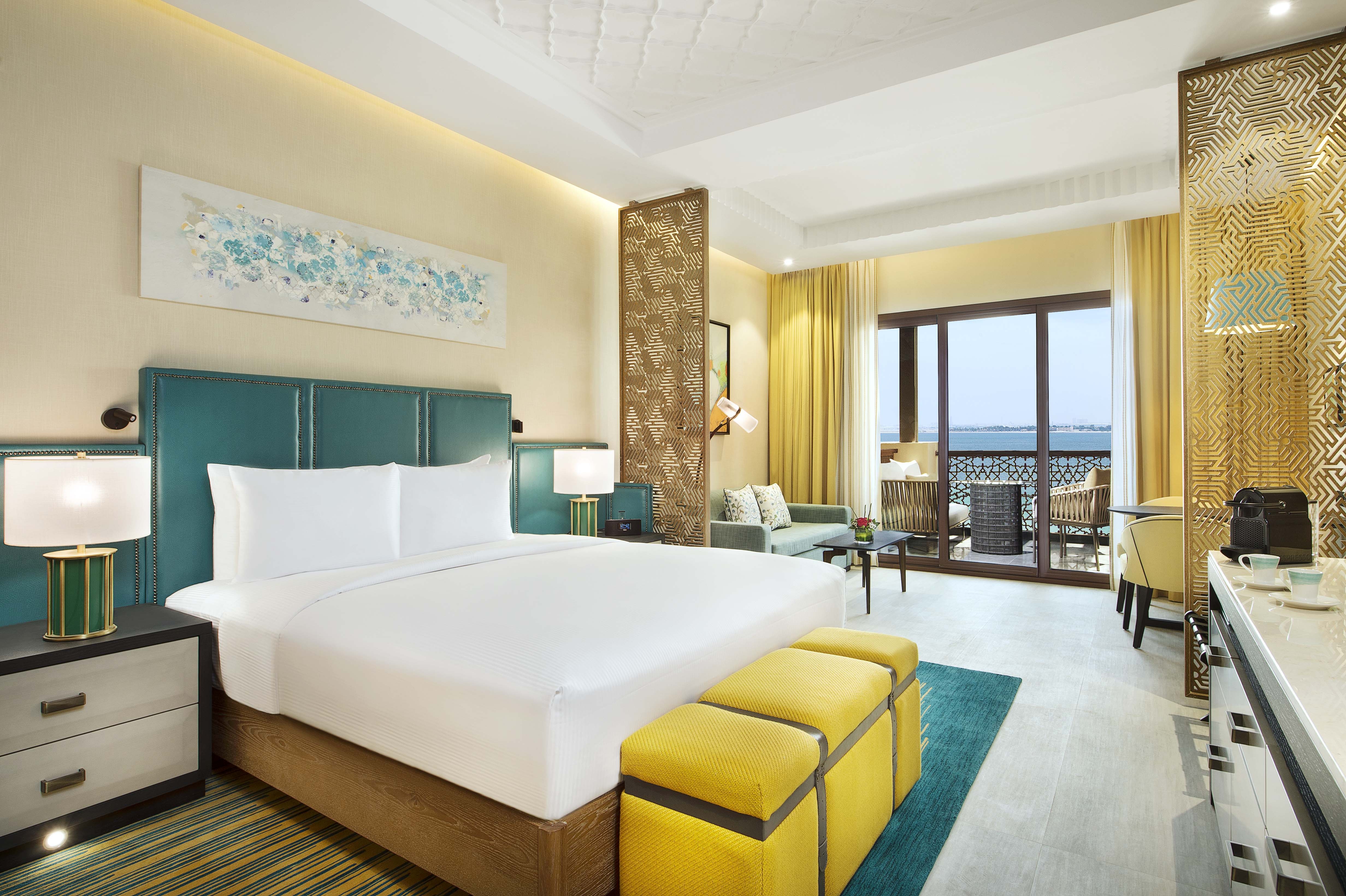 Room image 1 - Bay Club Sea View