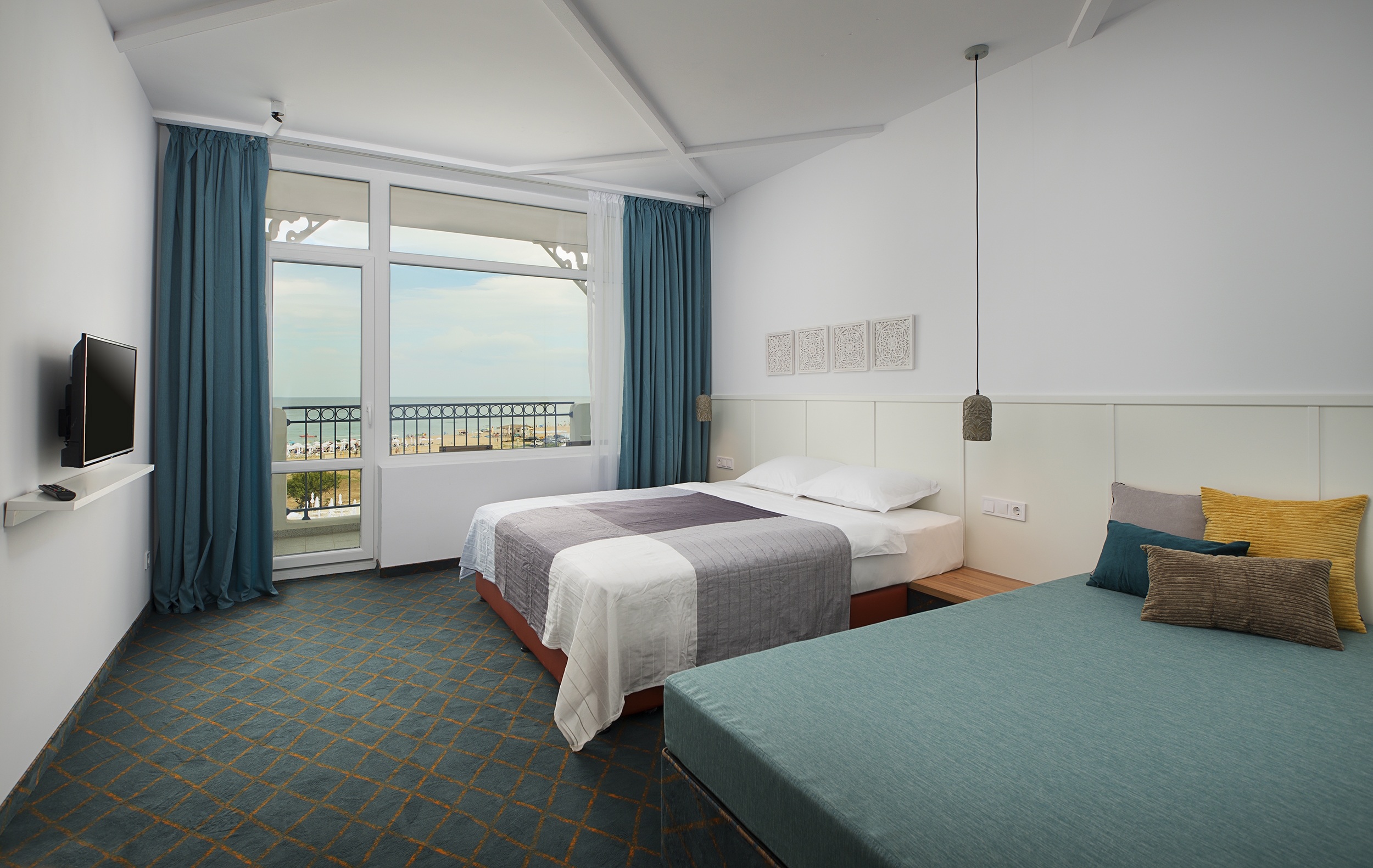 Room image 1 - Štandardná izba s bočným výhľadom na more