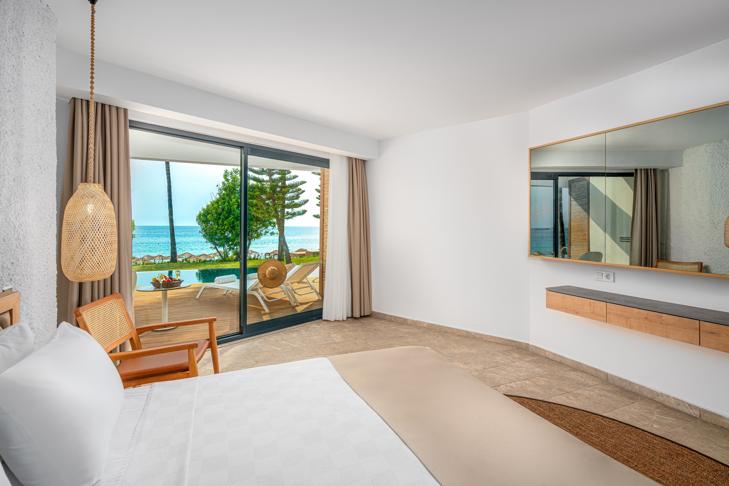 Room image 2 - Izba Superior Swim up