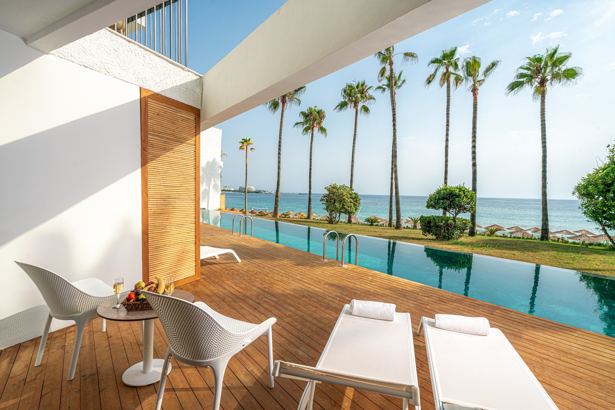 Room image 4 - Izba Superior Swim up