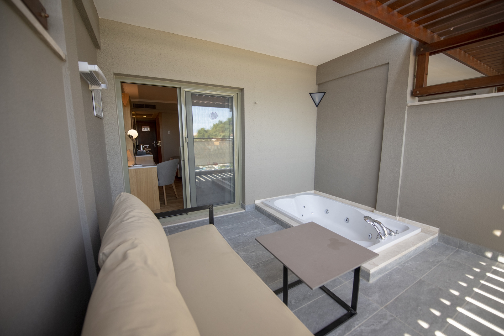 Room image 3 - Izba Superior s jacuzzi