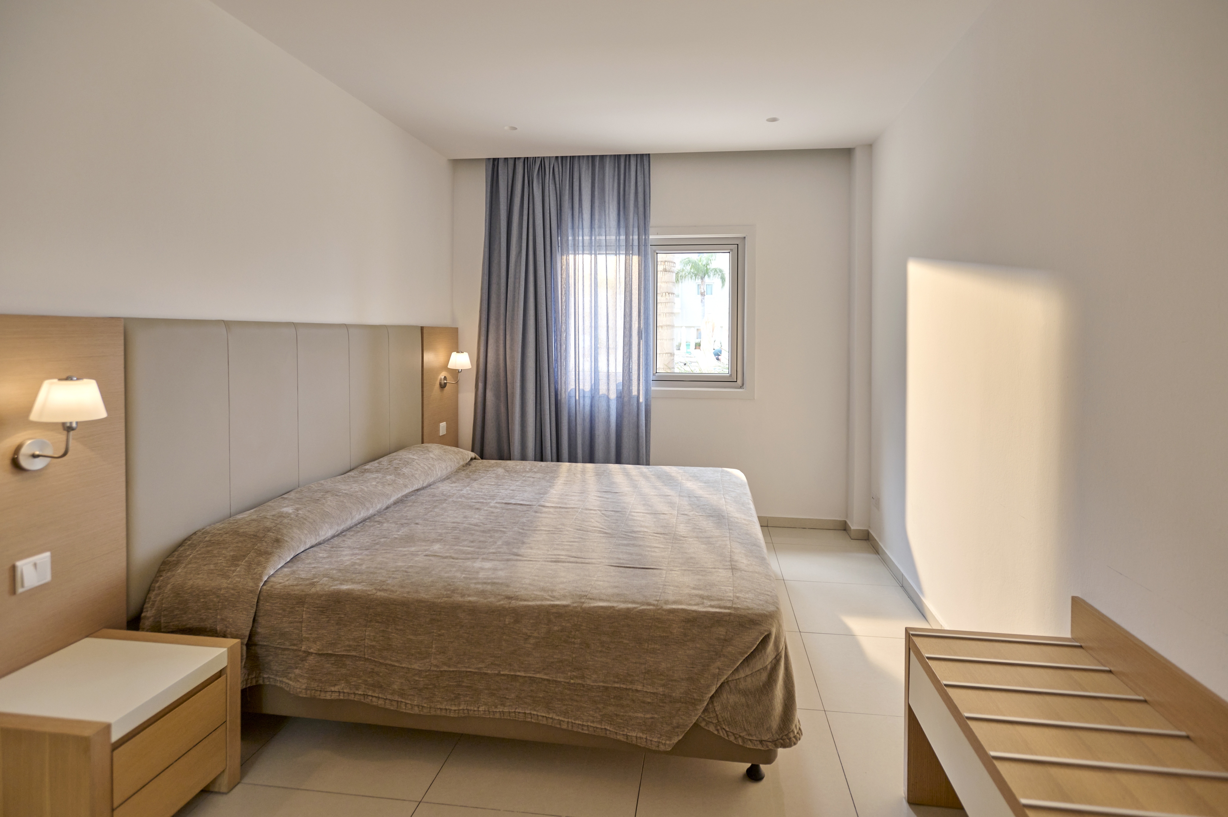 Room image 2 - Suita s výhľadom na bazén