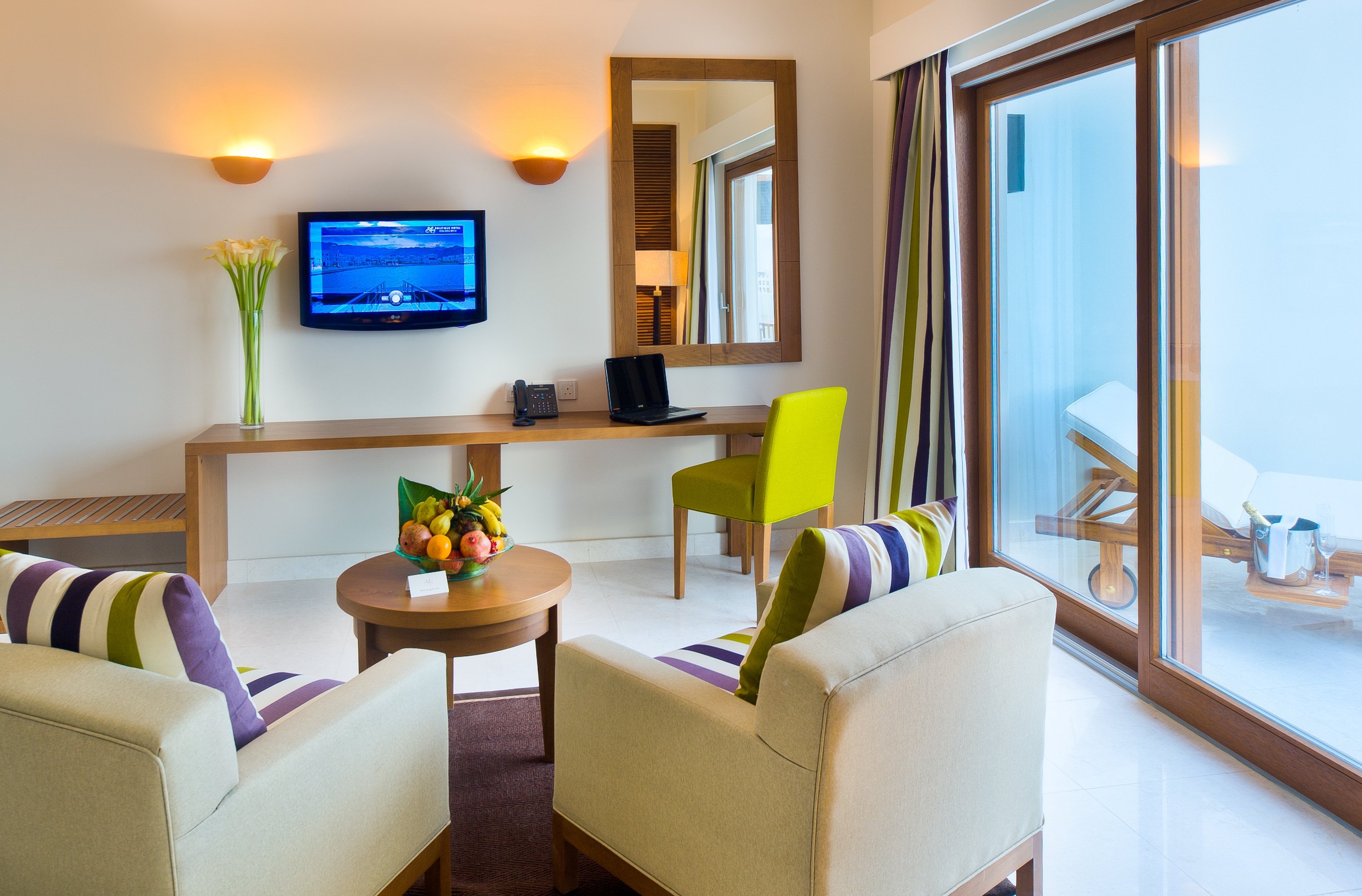 Room image 3 - Sifawy Deluxe Suita