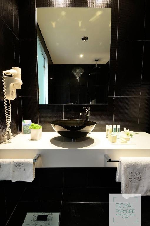 Room image 2 - Superior izba, výhľad záhrada