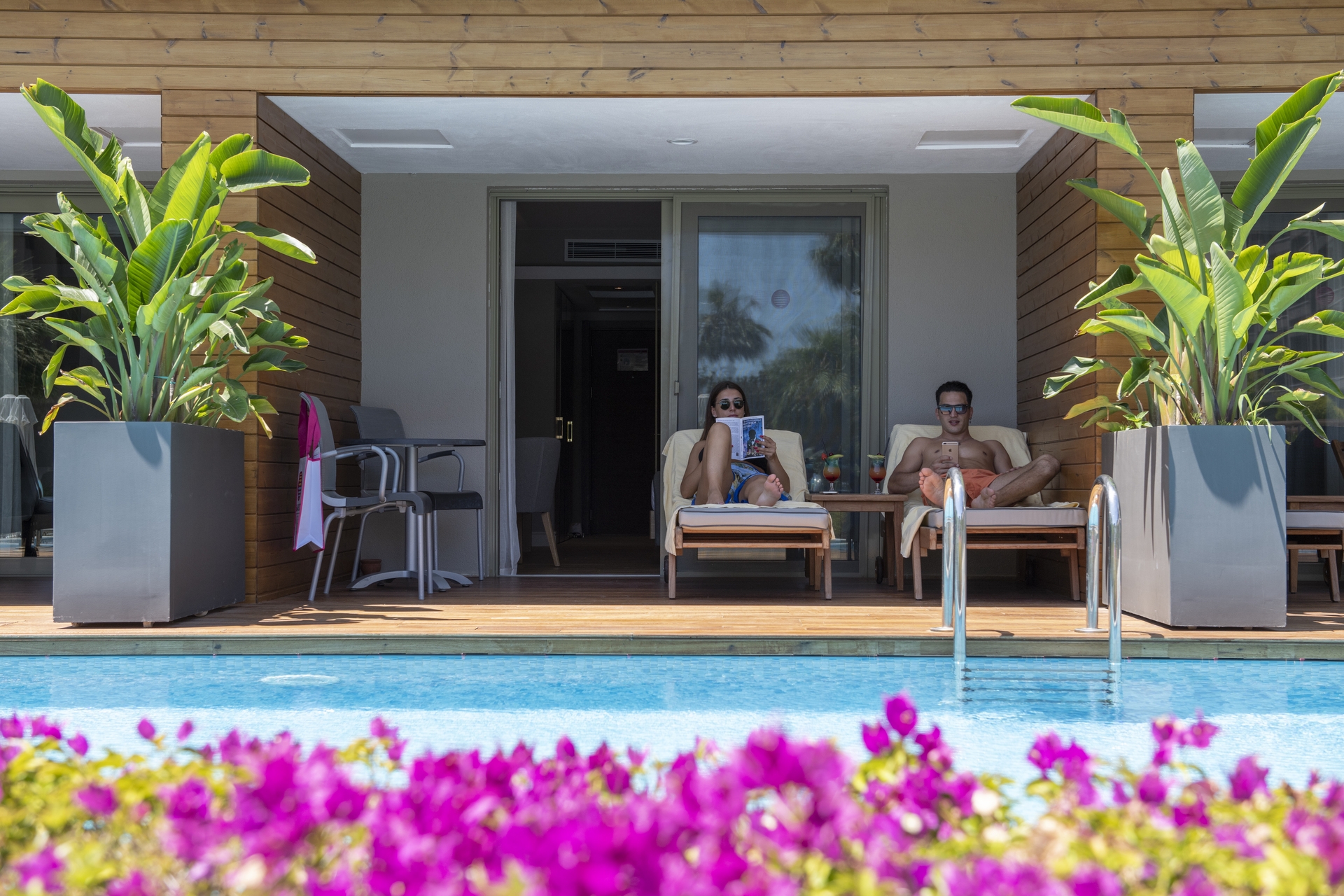 Room image 2 - Izba Deluxe swim-up