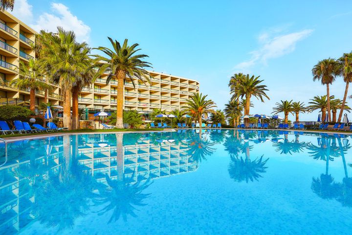 Hotel Sirens Beach