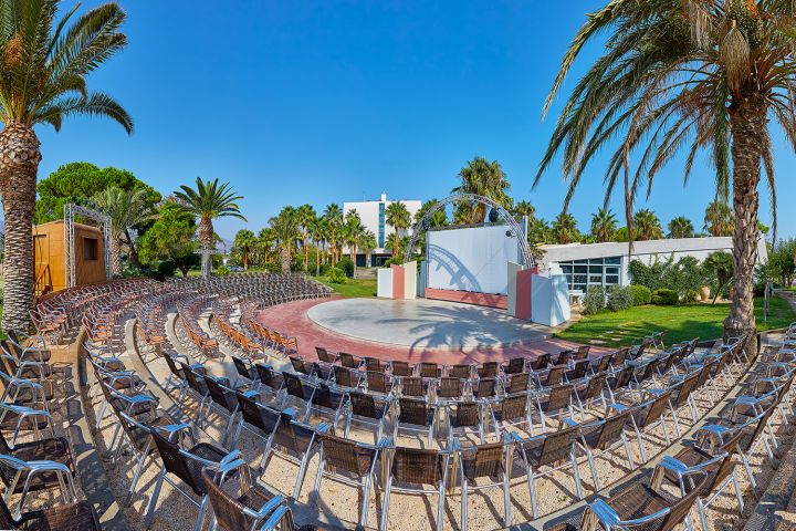 Hotel Sirens Beach