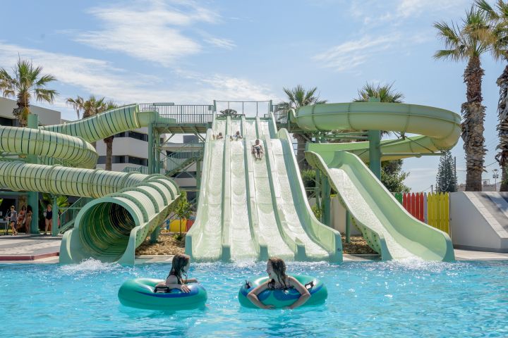 Hotel Arina Beach