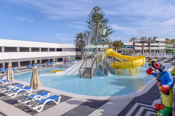 Hotel Arina Beach