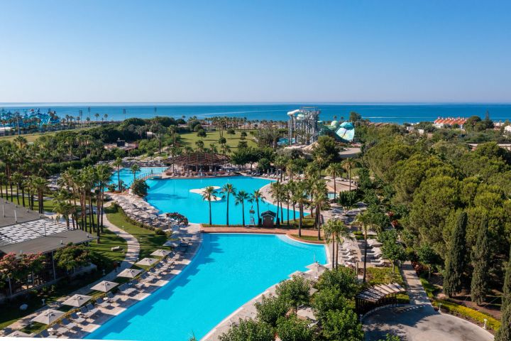 Hotel Lara Barut Collection