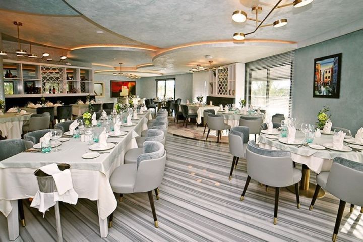 Hotel Royal Wings