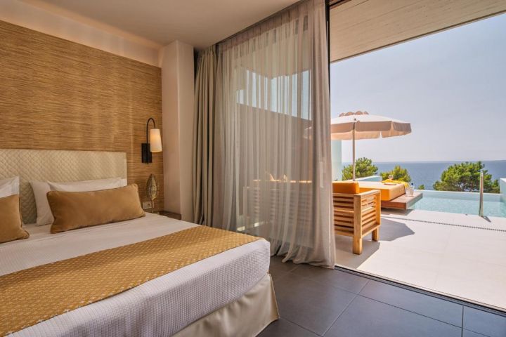 White Rocks Hotel
