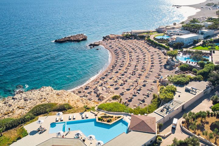 Areál v hoteli Kakkos Bay