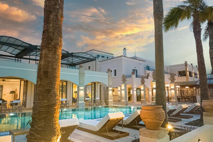 Hotel Grecotel Plaza Beach House