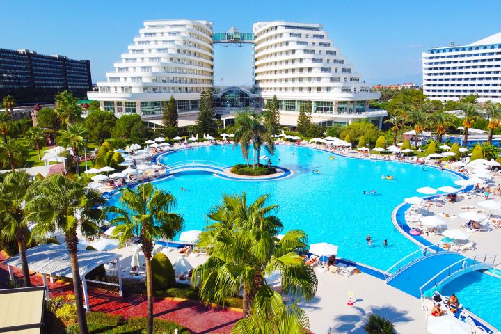 AreálvMiracleResort