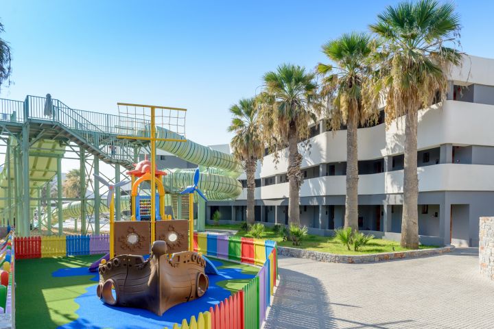 Hotel Arina Beach