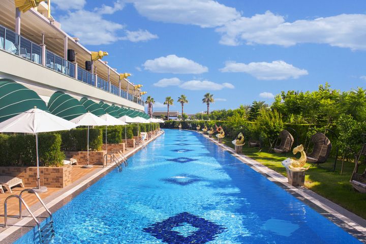 Izby s privátnym bazénom v hoteli Delphin Imperial