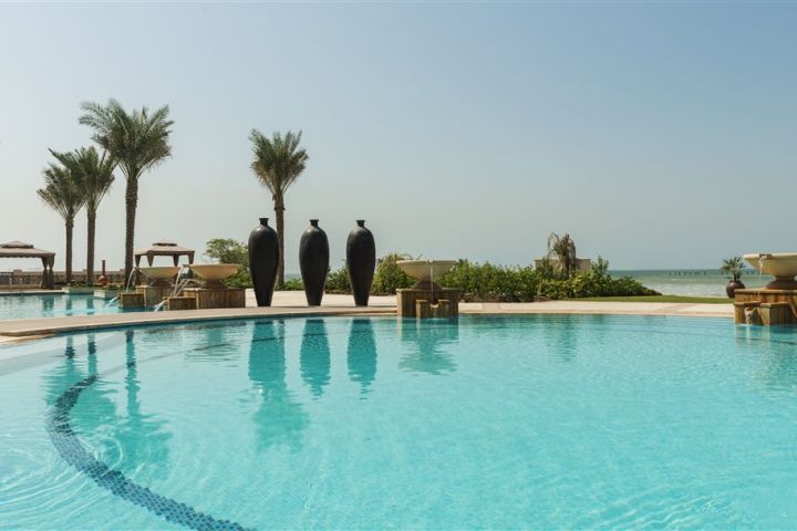 Bazén Hotel Ajman Saray