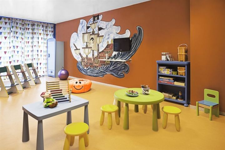 DetskýkútikvhoteliSheratonJumeirahBeachResort