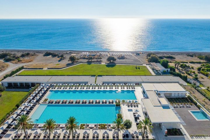 Gennadi Grand Resort