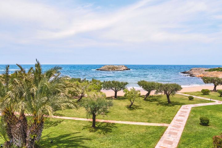 Areál v Grecotel Meli Palace