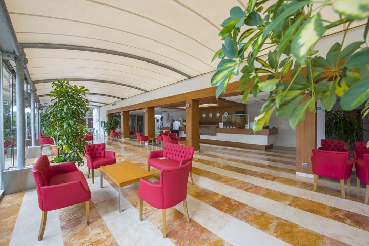 Reštaurácia v hoteli Yalihan