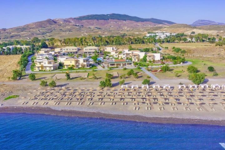 Natura Park Village